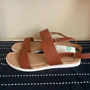 NWT brown strap sandals